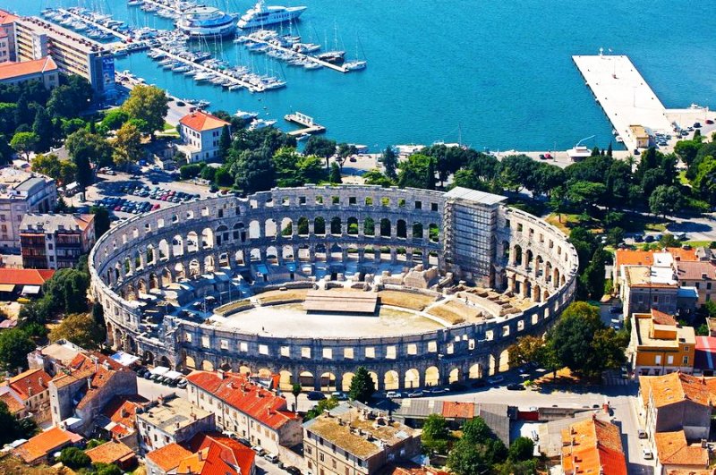 What to do in Pula